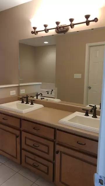 Main picture of 123 Travis Ln
