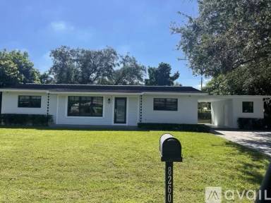 Main picture of 8260 SW 98th St