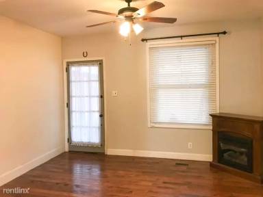 Main picture of 640 Martin St