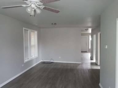 Main picture of 11763 S Lowe Ave