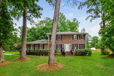 Main picture of 8088 Tupelo Trl