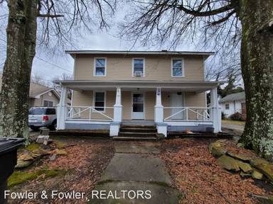 Main picture of 1101 Adams St