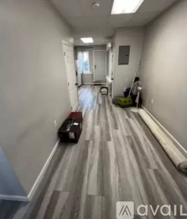 Main picture of 10 Lilley Ave