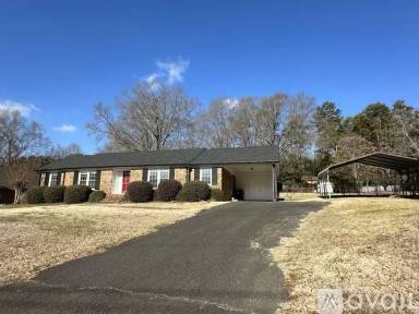 Main picture of 545 Goldmoor Dr NE