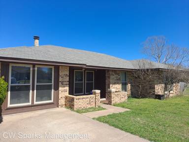 Main picture of 1022 Eastridge Cir