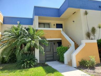 Main picture of 177 Lakeview Dr