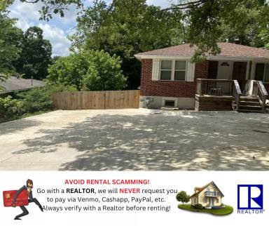 Main picture of 453 S Mashburn Ave