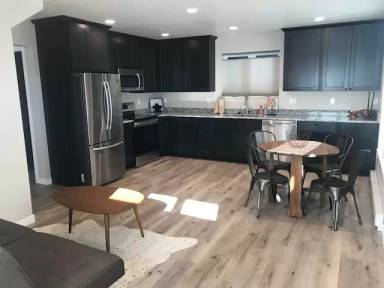 Main picture of 304 Tyler Ln