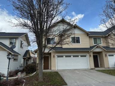 Main picture of 888 W Willow Lake Loop