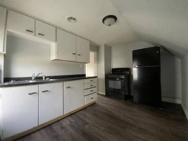 Main picture of 527 9th St SW