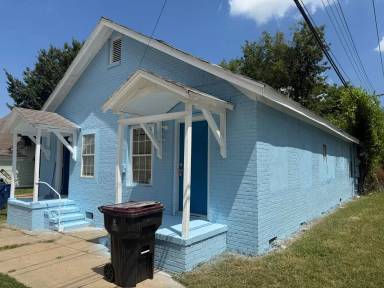 Main picture of 823 S 19th St