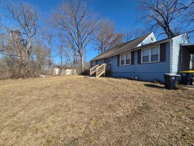Main picture of 5911 Cypress Pl