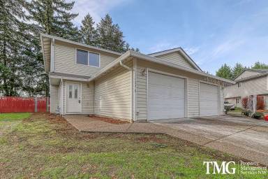 Main picture of 102 NE Juniper Ave