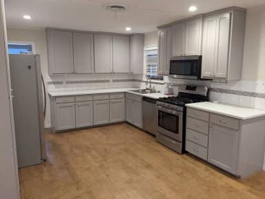 Main picture of 802 Shady Ln