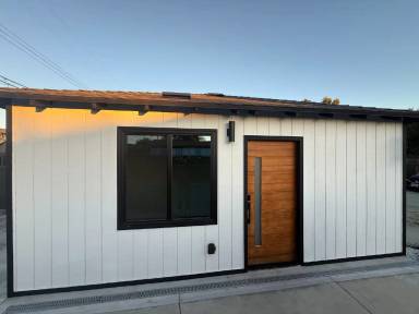 Main picture of 1012 W Vesta St