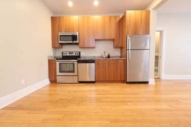 Main picture of 1822 Marconi Ave