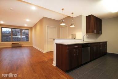 Main picture of 100 Marshall St Apartments