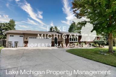 Main picture of 4000 Granada Ct NW