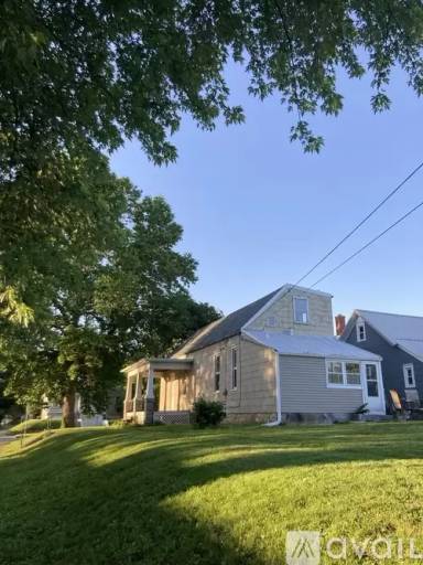 Main picture of 1600 Chestnut St
