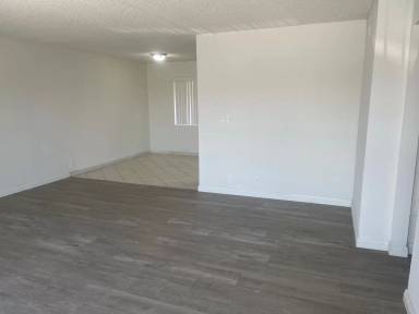 Main picture of 420-28 S Garfield Ave