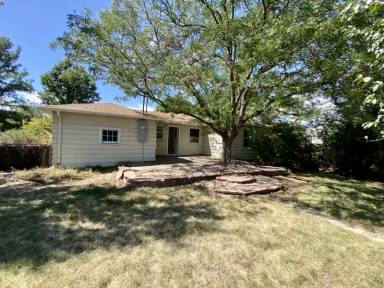 Main picture of 3084 S Eudora St