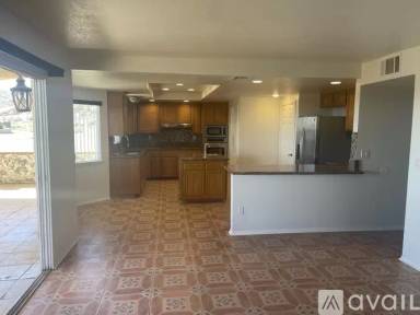 Main picture of 5171 Claro Way