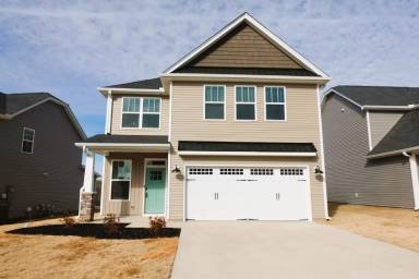 Main picture of 107 River Trace Loop