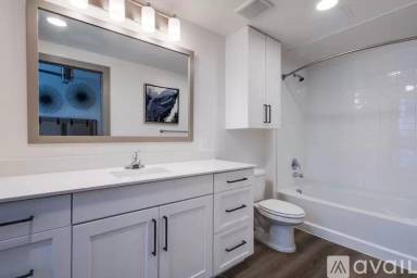 Main picture of 4020 Mc Ewen Rd