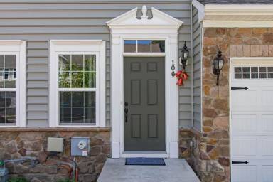 Main picture of 106 E General Grey Ct