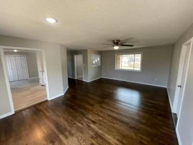Main picture of 7 Fuller Rd