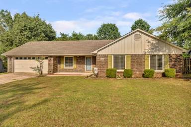 Main picture of 148 Bibb Dr