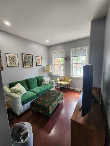 Main picture of 337 Elm St NW