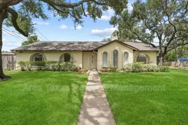 Main picture of 2707 Stetson Ln