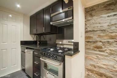 Main picture of 345 W 53rd St