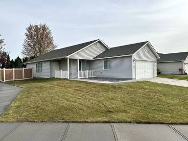 Main picture of 7911 Deschutes Dr