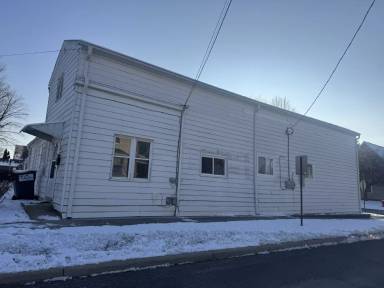 Main picture of 600 South St