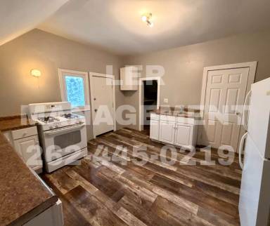 Main picture of 1623 Maple St