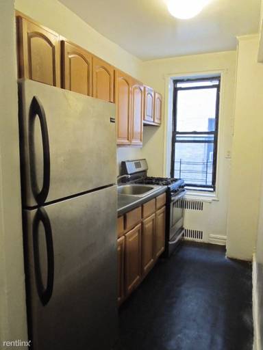 Main picture of 919 Park Pl