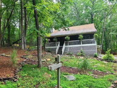 Main picture of 120 Rocky Stream Ct