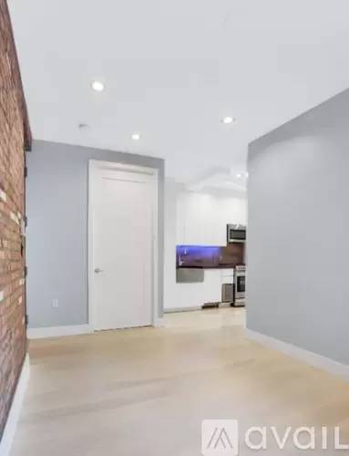 Main picture of 198 Stanton St