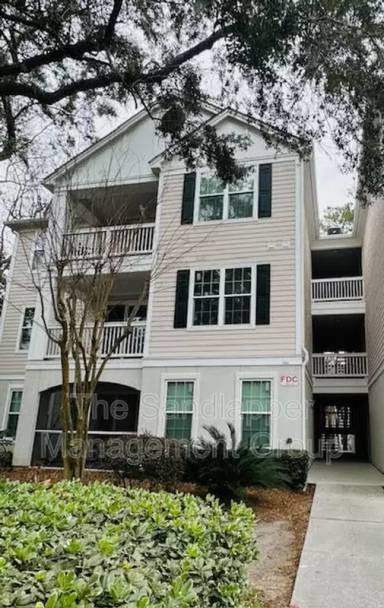 Main picture of Twelve Oaks