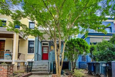 Main picture of 2533 11th St NW
