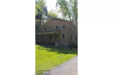 Main picture of 2474 Waynesboro Pike