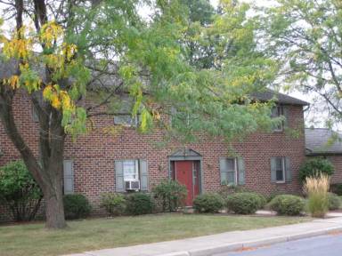Main picture of 864 Long Ln