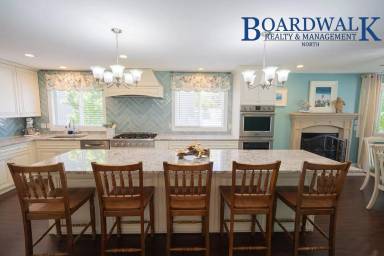 Main picture of 1704 St Andrews Dr