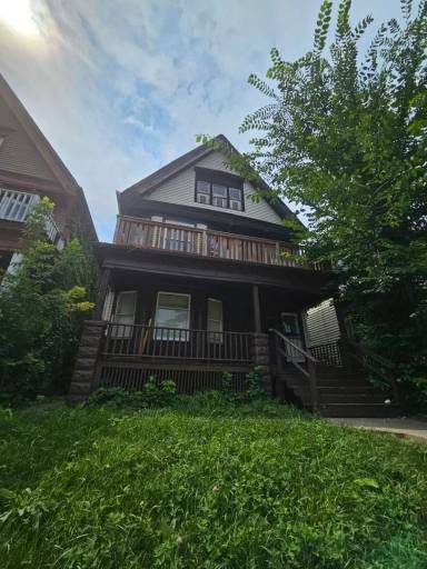 Main picture of 2547 N 36th St