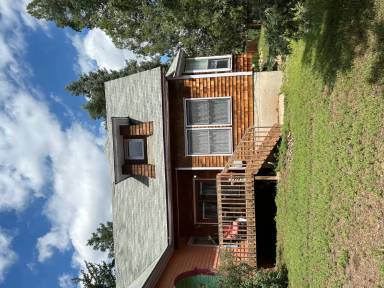 Main picture of 11 N 34th St