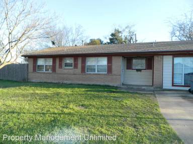 Main picture of 2524 Suffolk Ln