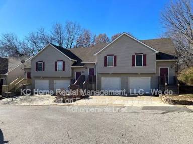 Main picture of 5654 N Anita Ave