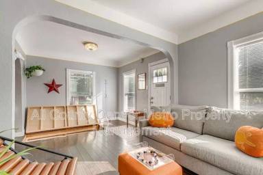 Main picture of 3255 S Ogden St